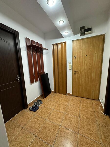 Apartament 2 camere mobilat, Metrou Eroii Revolutiei 1 minute Metrou